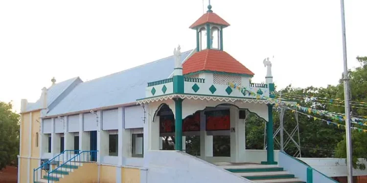 Athisaya Manal Matha Shrine, Sokkan Kudieruppu, Sathankulam, Tuticorin, Tamilnadu, India