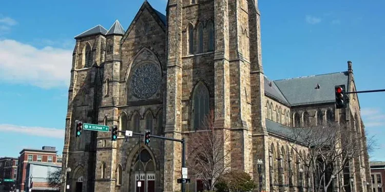 Cathedral of the Holy Cross, Boston, Massachusetts, United States