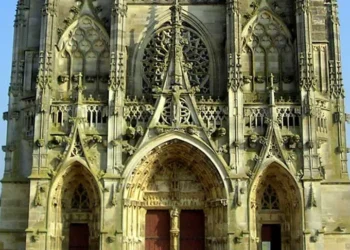 Basilique Notre-Dame de l’Épine, France