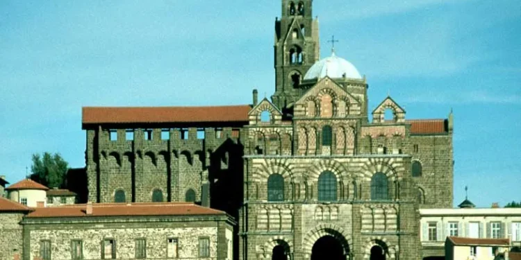 Cathédrale Notre-Dame du Puy-en-Velay, Auvergne, France