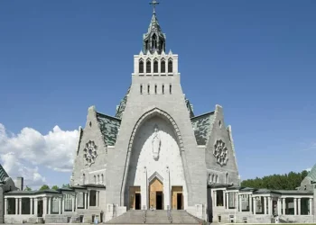Sanctuaire Notre Dame Du Cap, Trois-Rivières, Quebec, Canada