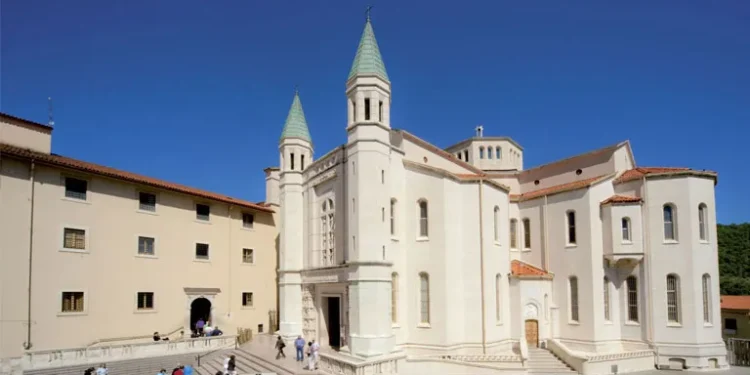 Basilica of Santa Rita da Cascia, Italy with Video